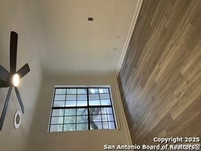 Building Photo - 2255 Thousand Oaks Dr