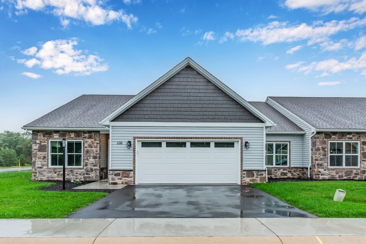Primary Photo - New Construction - Luxury 3 Bed, 2.5 Bath ...