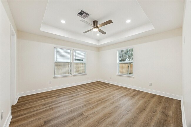 Foto del edificio - 903 E 37th St