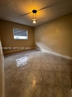 Building Photo - 820 Salzedo St