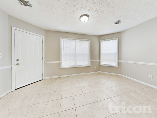 Foto del edificio - 616 Magnolia Dr