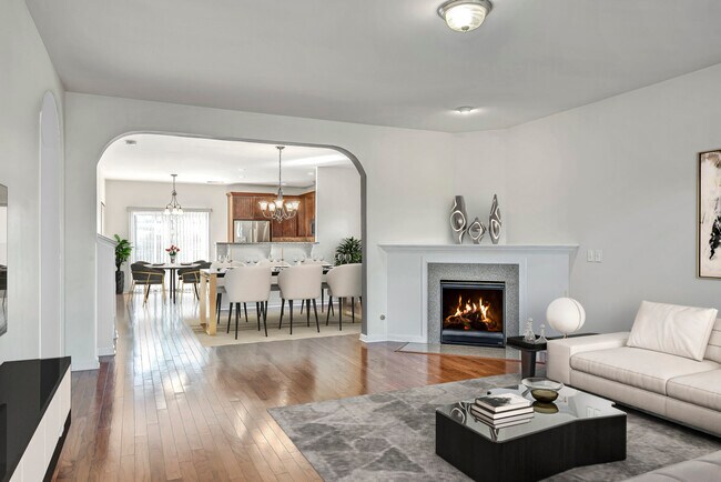 Photo - 422 Dunnwood Ct House