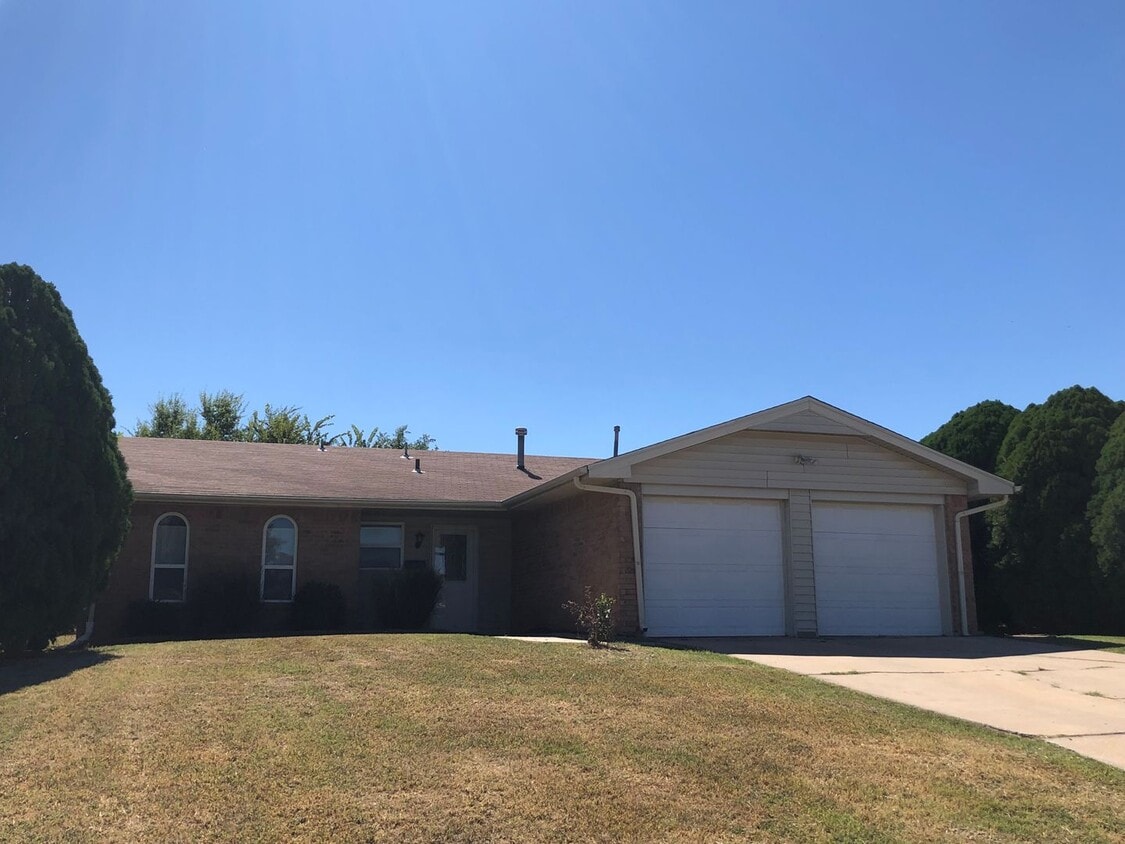 Foto principal - 5510 NW Cottonwood Dr