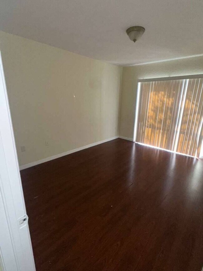 Foto del edificio - Move-In Ready 3BR/2BA Townhome in Florida City
