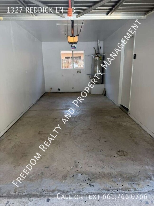 Building Photo - 1327 Reddick Ln