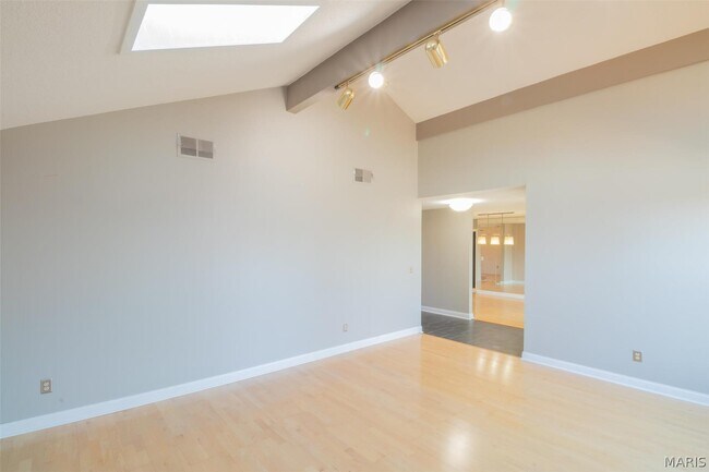 Foto del edificio - 507 Glenmeadow Dr