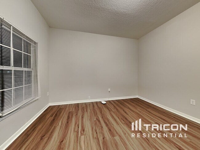 Foto del edificio - 9717 Cypress Harbor Dr