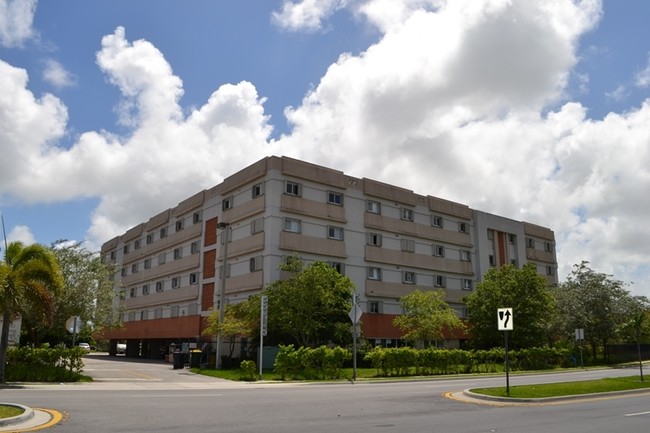 Primary Photo - Garden View Condominiums