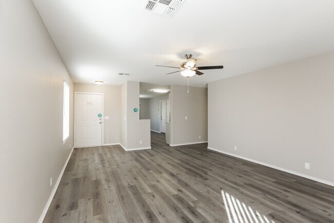 Foto del edificio - 9323 W Ironwood Dr