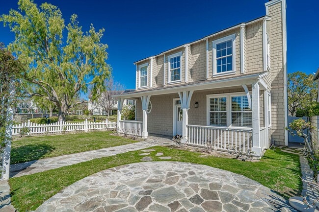 Building Photo - 23932 Windward Ln