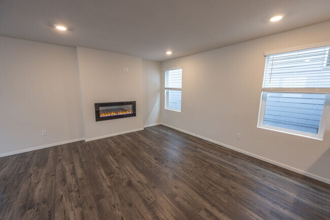 Building Photo - BRAND NEW! Built in 2024 - 3 bedroom with ...