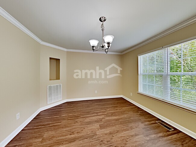 Building Photo - 982 Acadia Ct