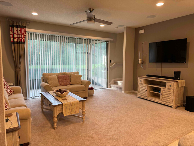 Foto del edificio - 6977 Heatherton Ct