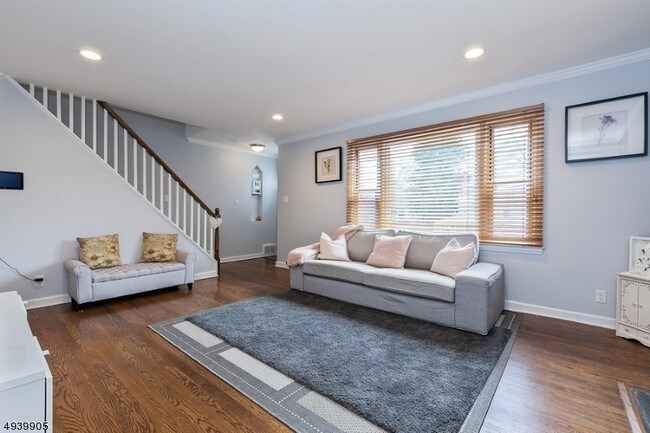 Foto del edificio - 11 Sunset Dr