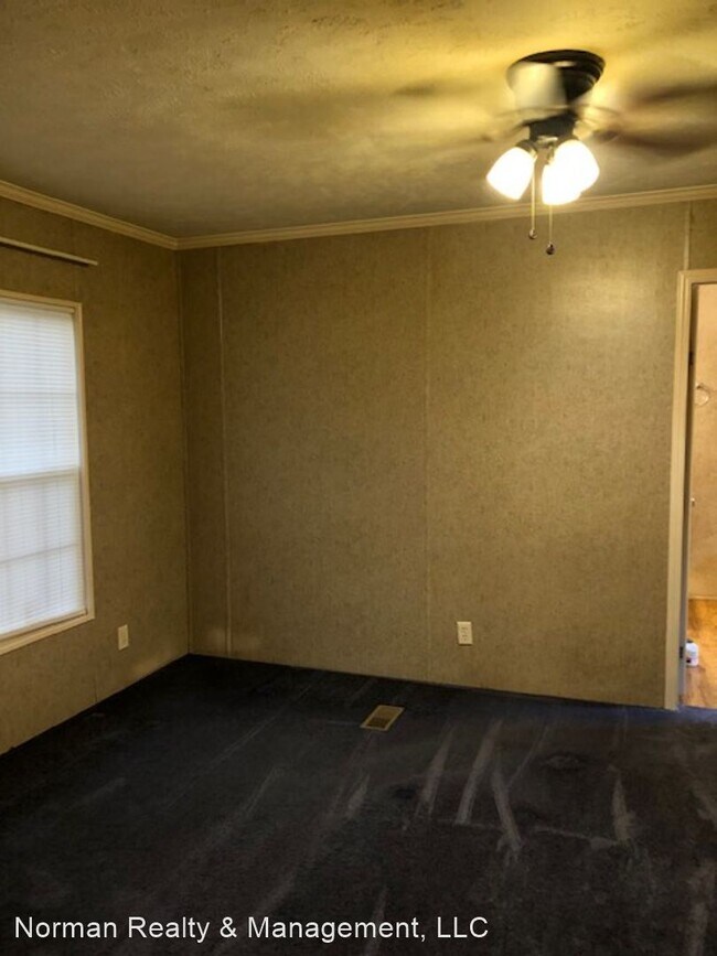 Building Photo - 3 br, 2 bath House - 132 S. Cheyenne Court