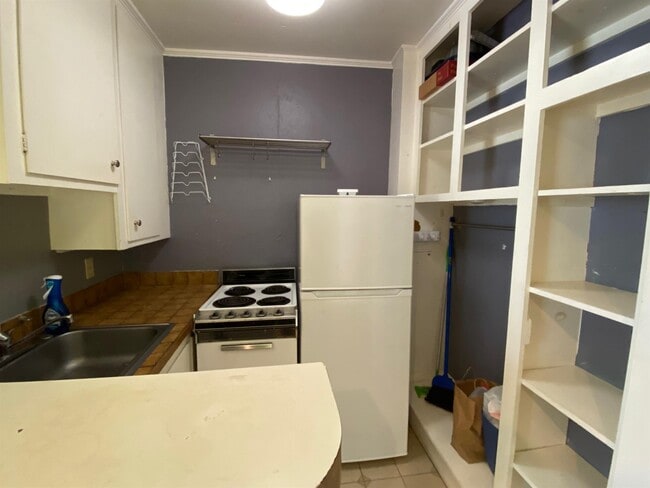 Building Photo - 5 Wendell St