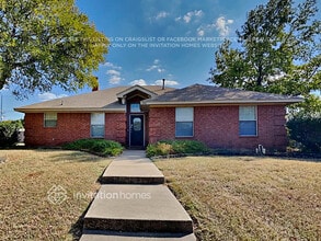 Building Photo - 924 Teakwood Ln