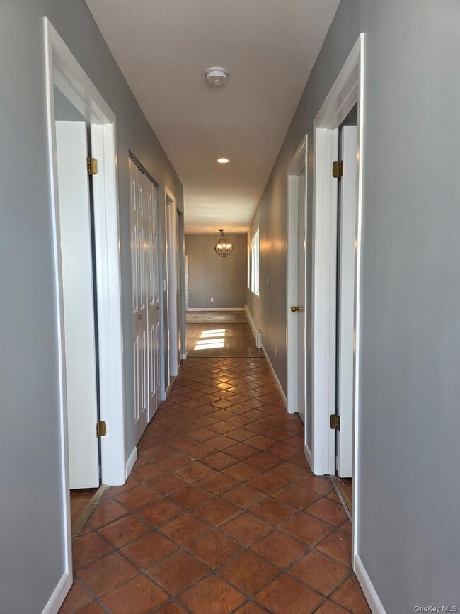 Foto del edificio - 96 Main St