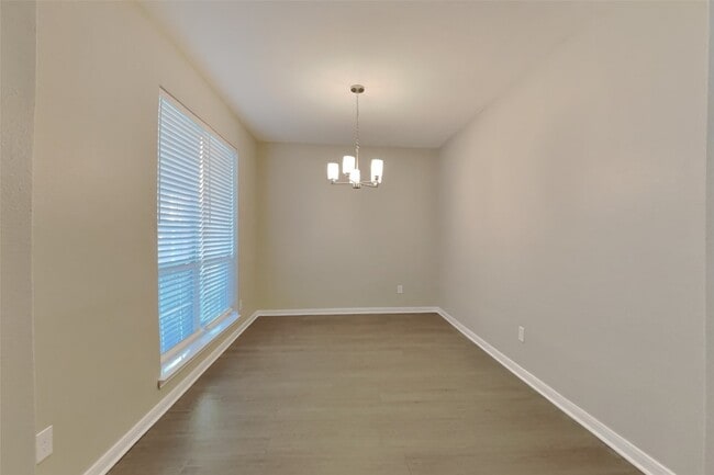 Building Photo - 21549 Duke Alexander Dr