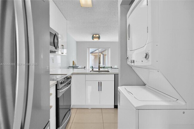 Building Photo - 13946 SW 91st Terrace