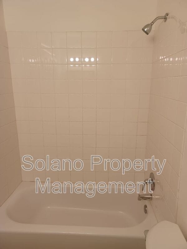 Foto del edificio - 766 E Tabor Ave