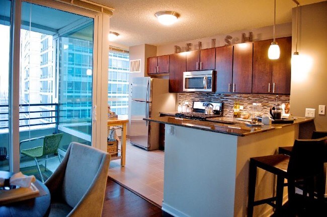 Foto del edificio - 343 E Ohio St