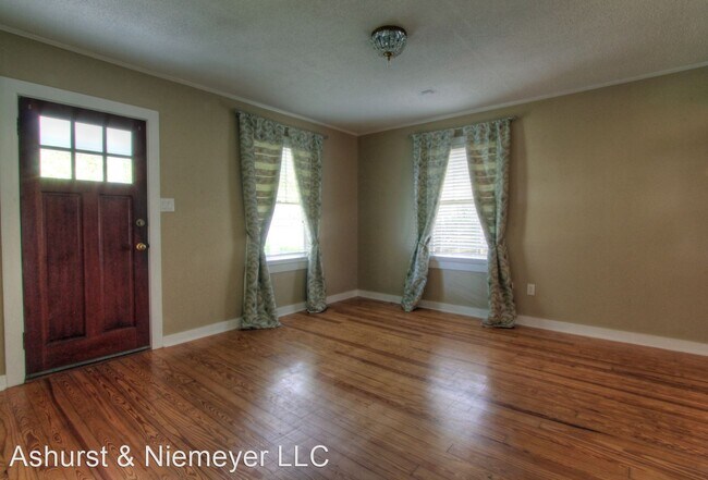 Foto del edificio - 2 br, 1 bath House - 751 Prospect Ave.