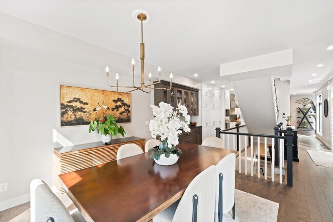 Foto del edificio - Luxury 4BD, 6BA Cherry Creek Home with 4 Outdoor Spaces