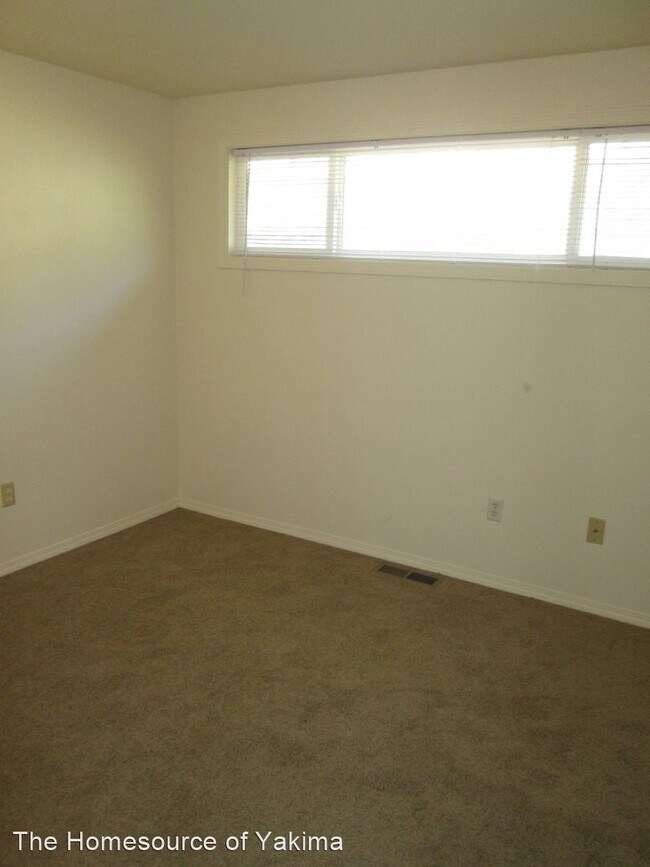 Foto del edificio - 3 br, 2 bath House - 211 N 81st Ave