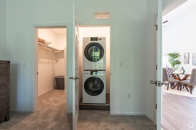 2BR, 1BA - 1,125SF - The Haven - Laundry - Highland Knolls