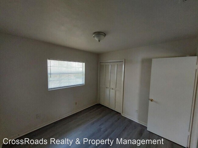 Building Photo - 3 br, 2 bath House - 2101 SW 39 AVE