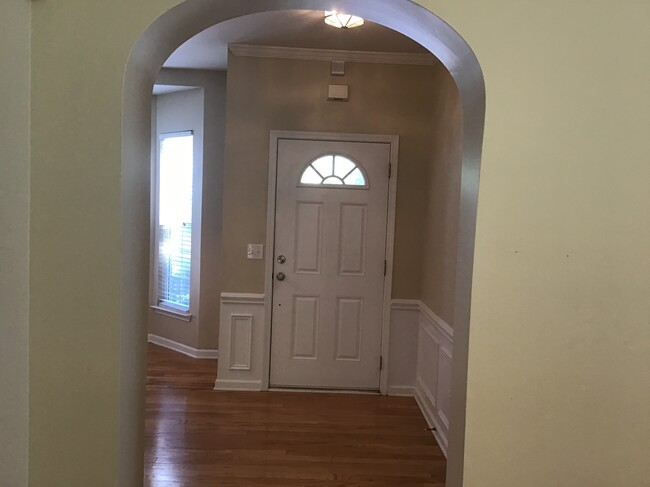 Building Photo - 3309 Glamorgan Ct