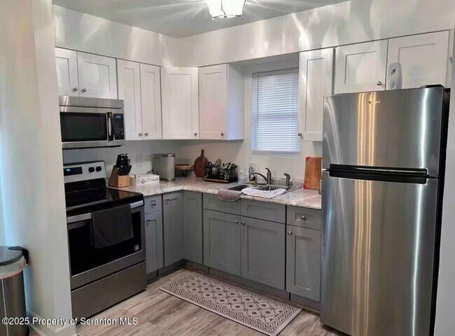 Foto del edificio - 103 Orchard Ln