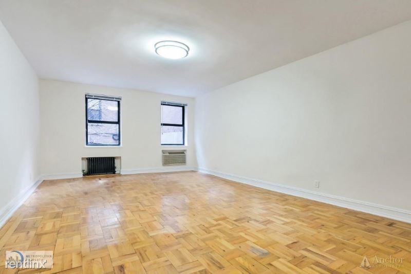 Primary Photo - 146 W 68th St