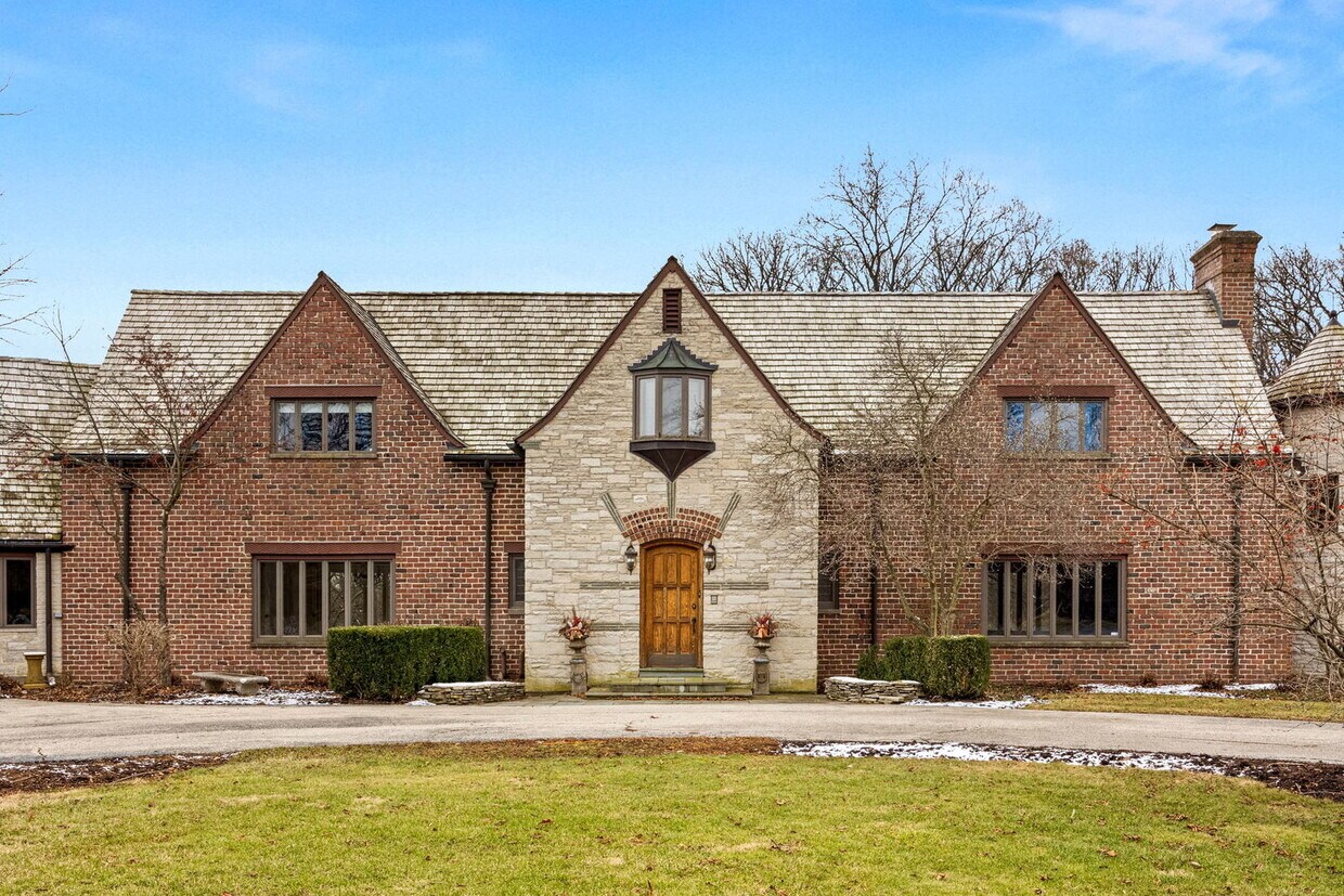 Primary Photo - 541 Merri Oaks Rd