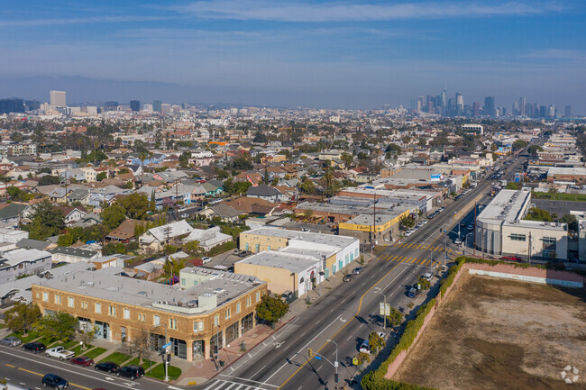 Aerial View - 3317 W Washington Blvd