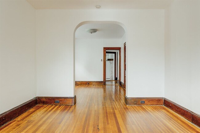 Foto del edificio - 140 Clinton Ave