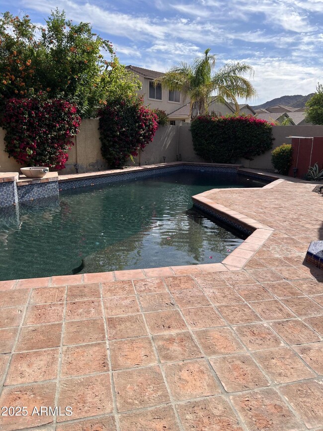 Building Photo - 3022 W Gran Paradiso Dr