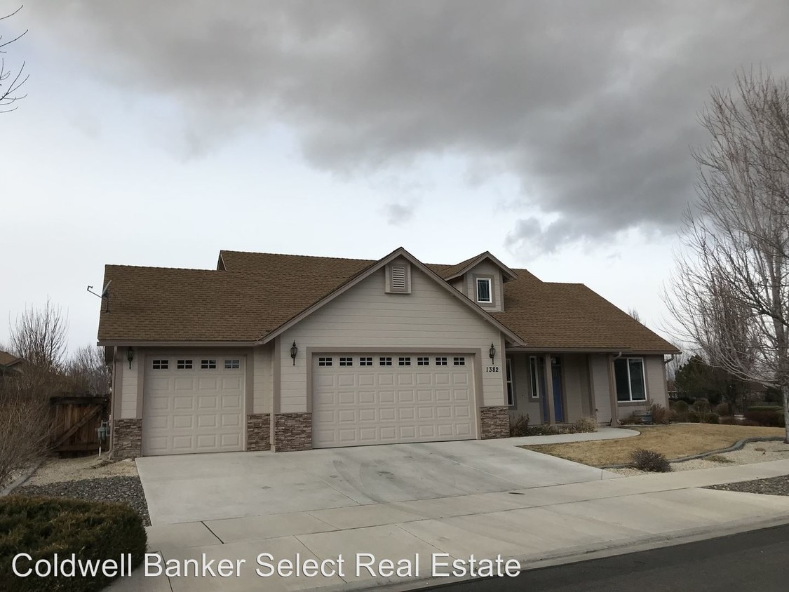 1382 Bryan Ln, Gardnerville, NV 89410 House Rental in Gardnerville