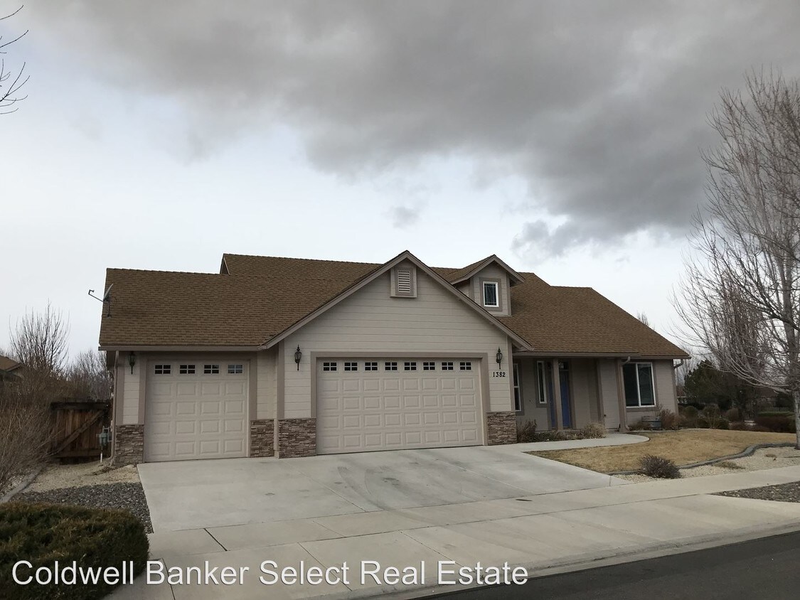 1382 Bryan Ln, Gardnerville, NV 89410 House Rental in Gardnerville