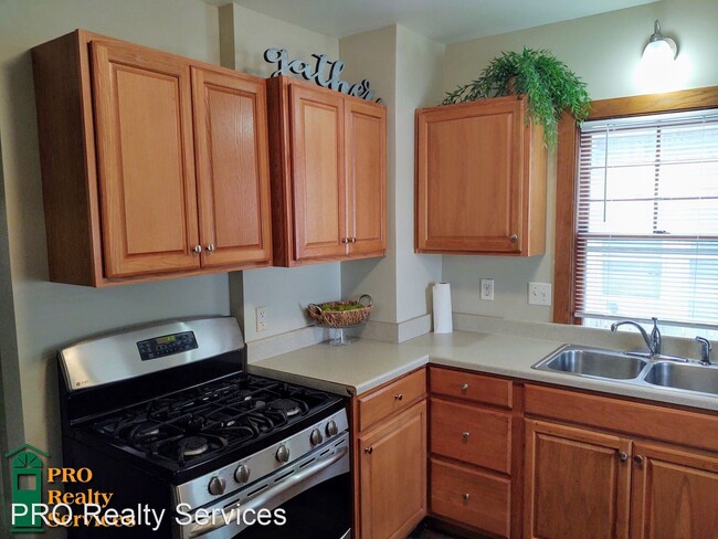Building Photo - 3 br, 1 bath House - 1306 Rice St