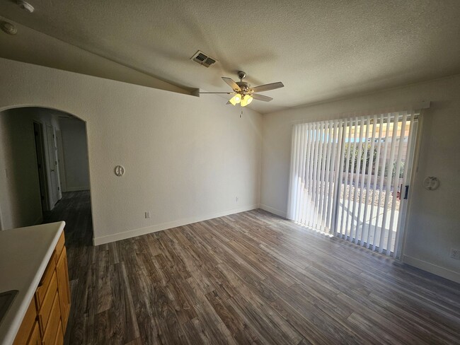 Foto del edificio - 3 Bedroom Home in Bullhead City