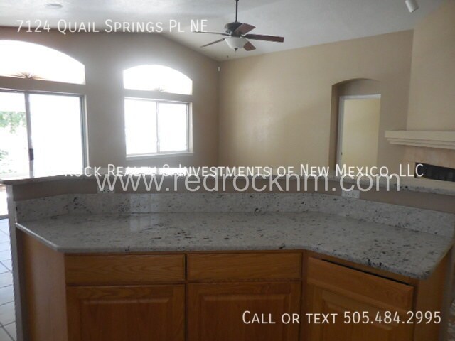 Building Photo - Single Story 3BR/2BTH in La Cueva School D...