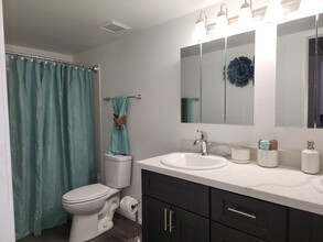 Interior Photo - Desert Lakes Apartments