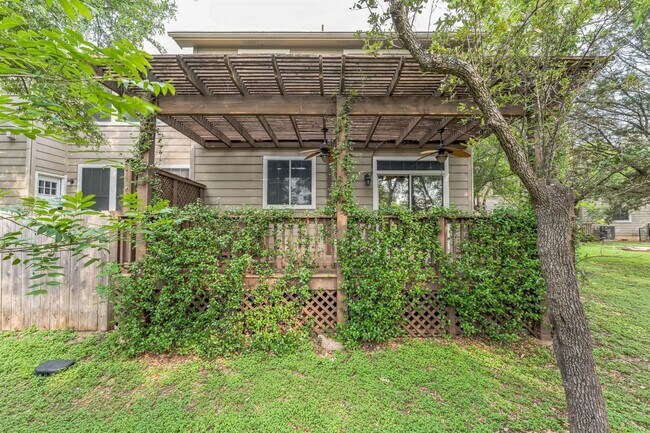 Foto del edificio - Charming 2-bedroom