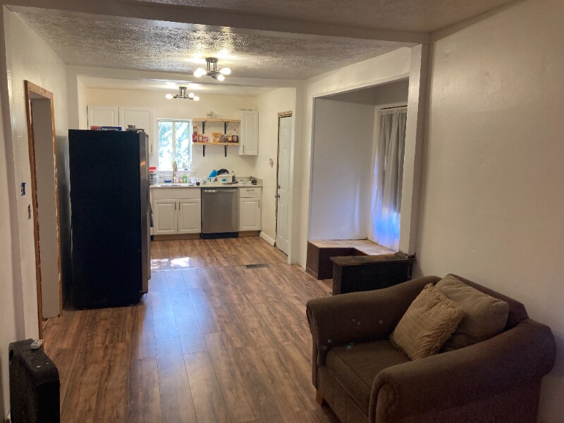 Foto del edificio - 2085 Cedar St