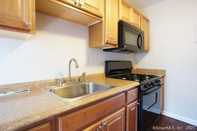 Foto principal - 127 Harbor Ave
