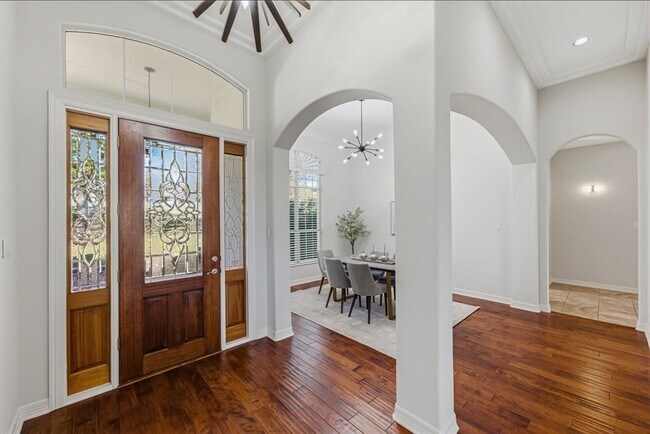 Foto del edificio - 13725 Madrone Mountain Way
