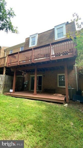 Foto del edificio - 8915 Grandstaff Ct