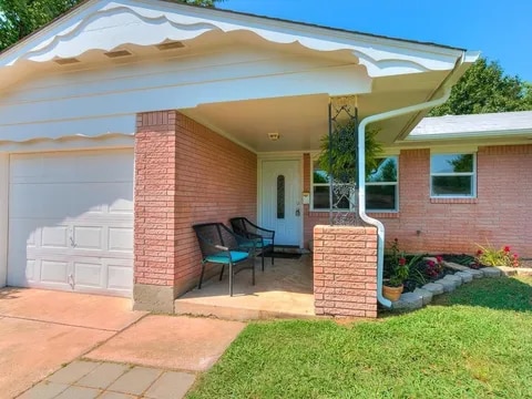 Building Photo - 1207 Columbia Ct